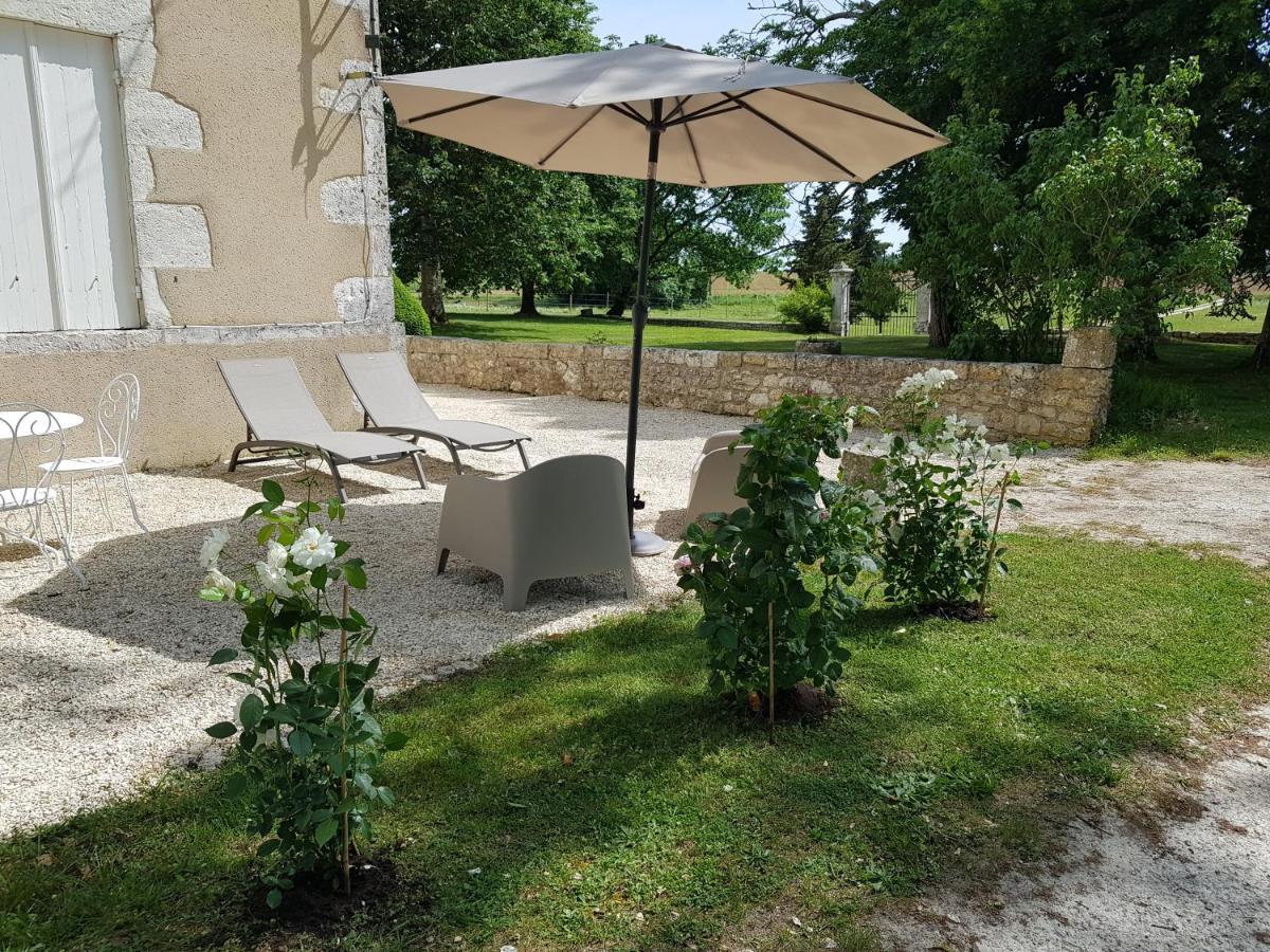Вилла Domaine Et Manoir Du Picaud Монестье Экстерьер фото